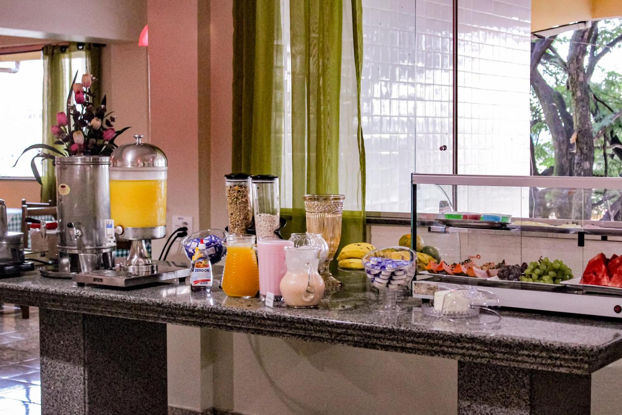 Hotel Primavera Betim Buitenkant foto